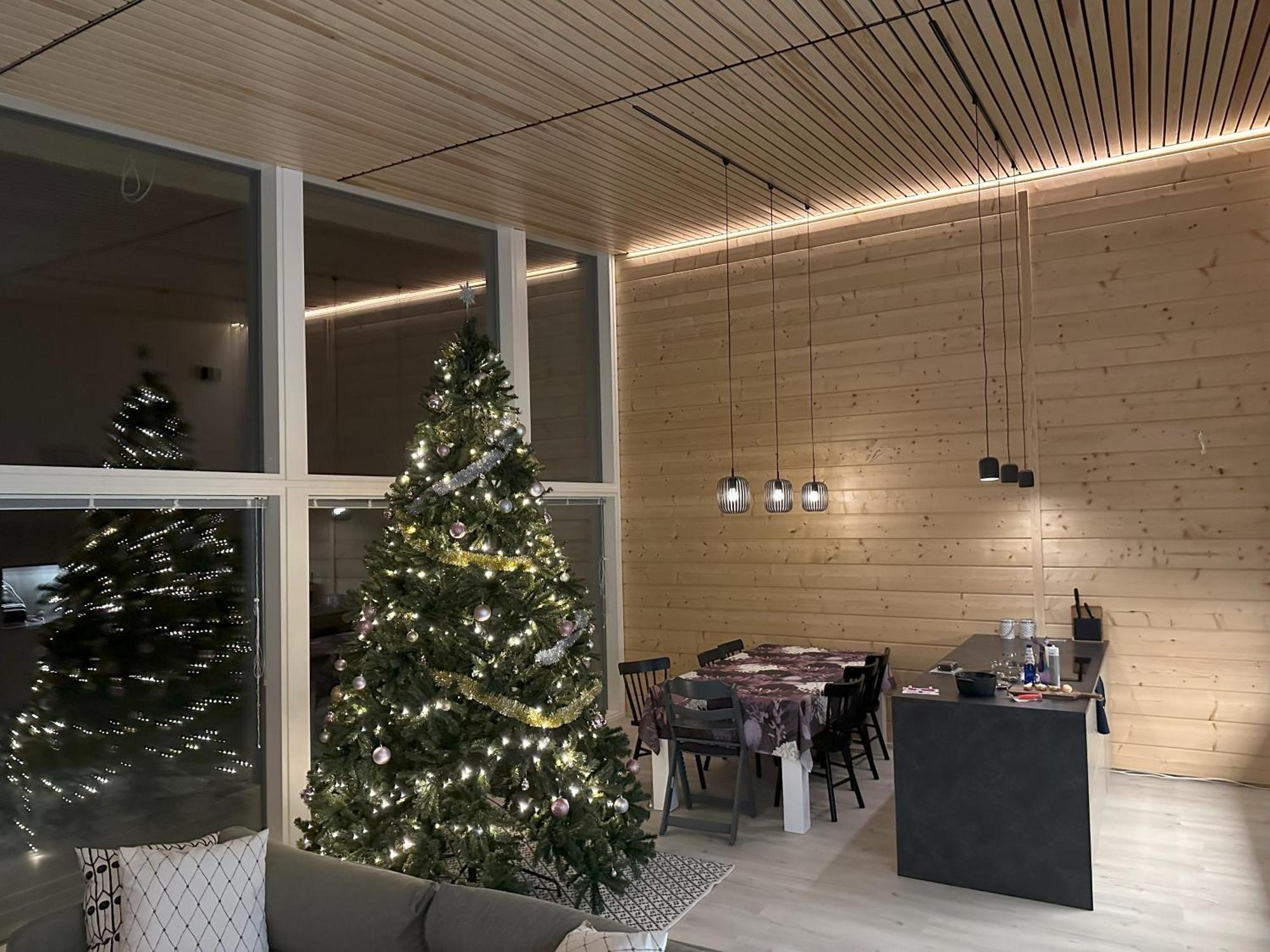 Lakeside Lodge Norvis Рованіемі Екстер'єр фото